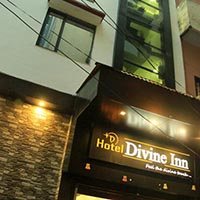 Hotel Divine Inn Image