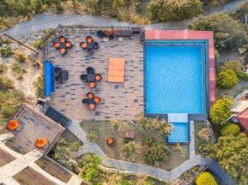 Exterior Space and Swimming pool