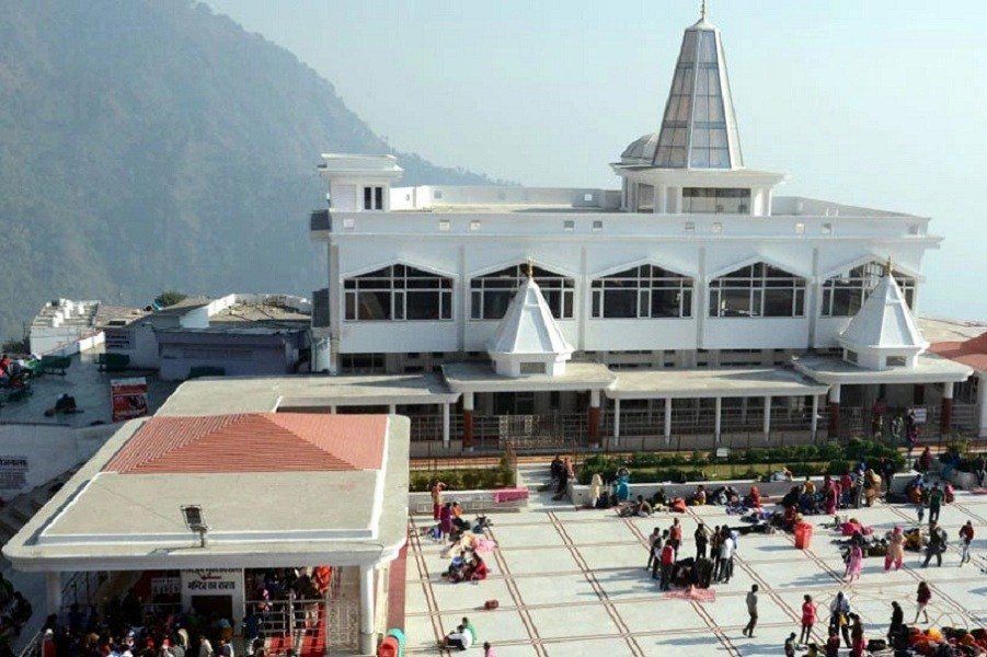 Ardh Kuwari Temple in Jammu & Kashmir