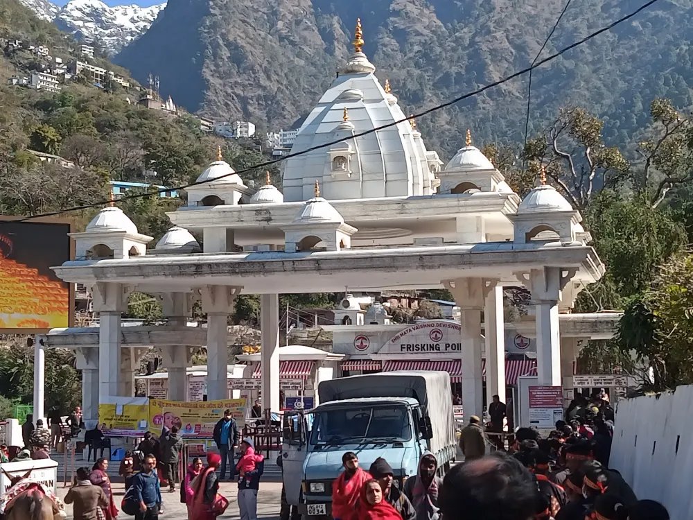 Banganga Temple in Jammu & Kashmir