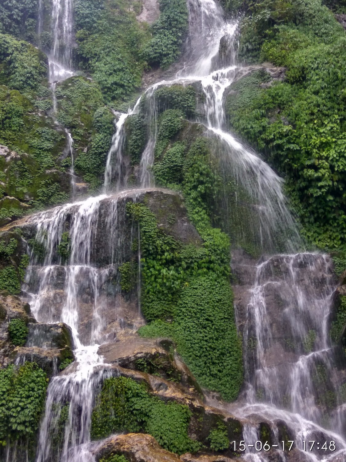Banjhakri Falls in Gangtok