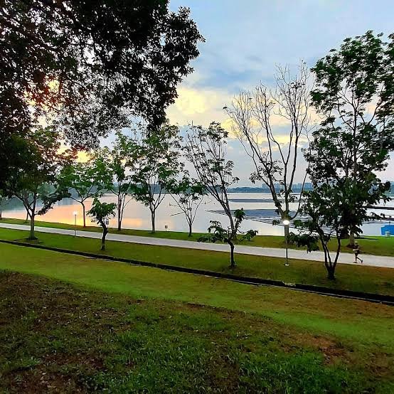 Bedok Reservoir Park