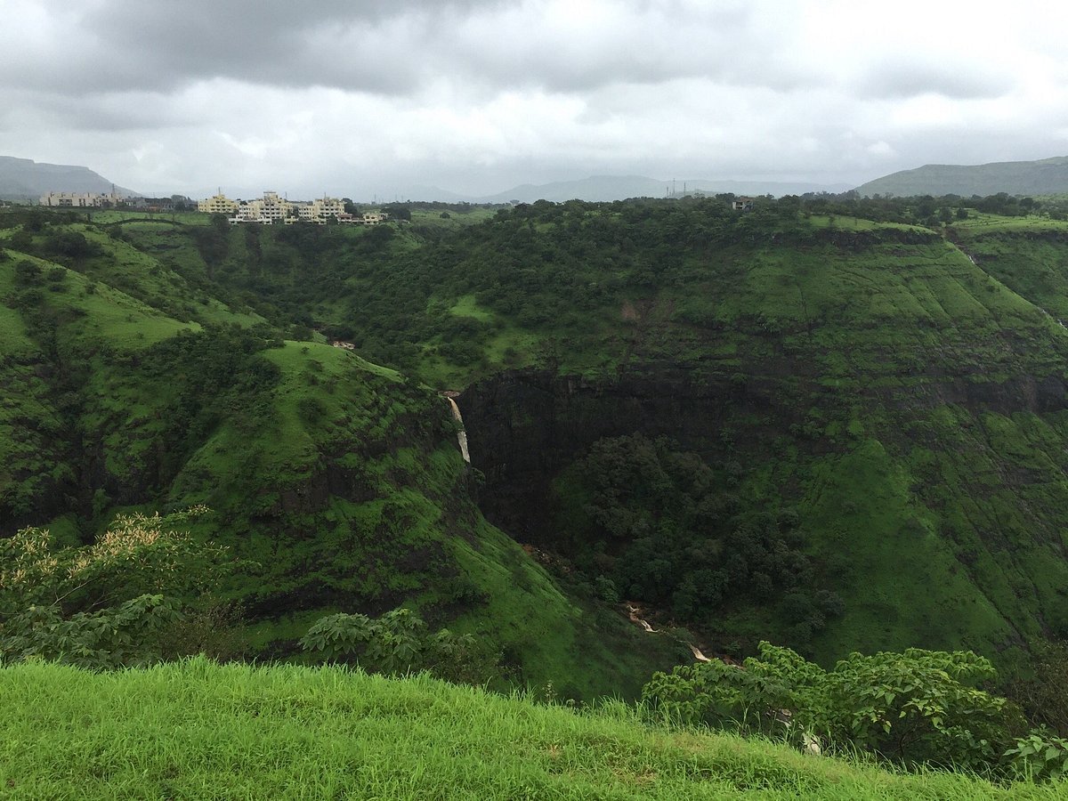 Bhatsa River Valley in Igatpuri