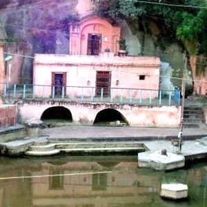 Bhimgoda Kund
