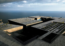 Casa das Mudas Arts Center in Calheta