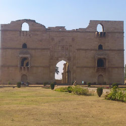 Chanderi Fort in Chanderi