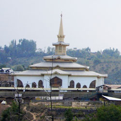 Charar-e-Sharif in Kashmir
