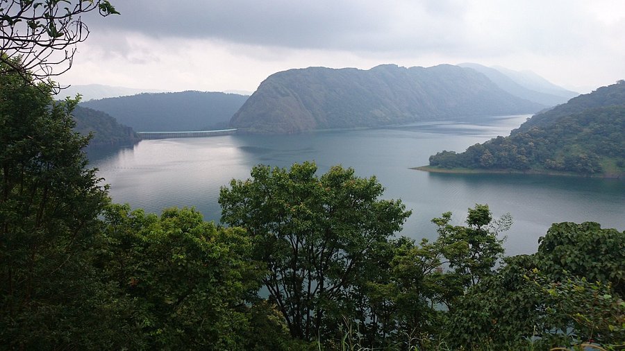 Cheruthoni Dam in Idukki