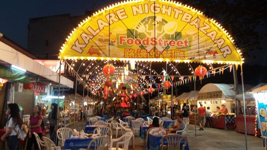 Chiang Mai Night Bazaar in Chiang Mai