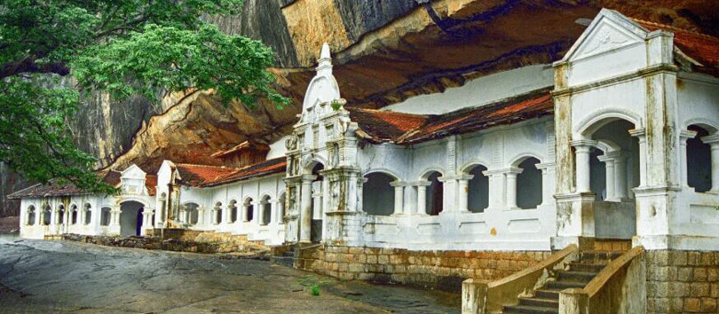 Dambulla Cave Temple