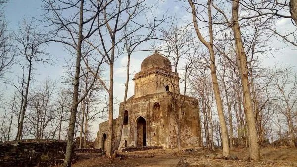 Deogarh Fort in Deogarh