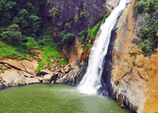 Dunhinda Falls in Badulla