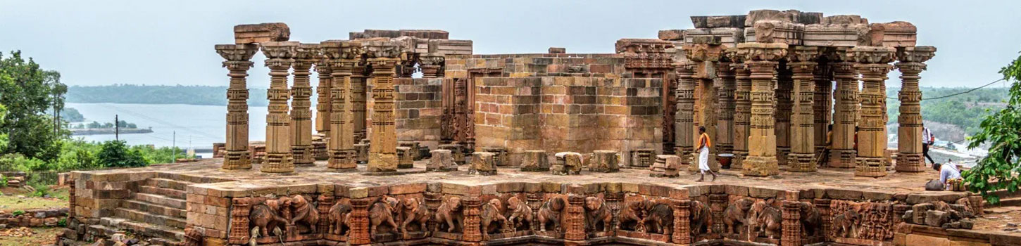 Elegant Sculpted Siddhanatha Temple