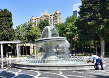 Fountain Square in Baku