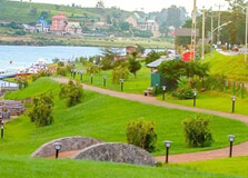 Gregory Lake in Nuwara Eliya