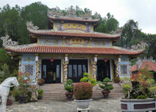 Huyen Tran Princess Temple in Hue