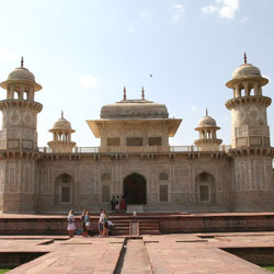 Itmad-Ud-Daulahs Tomb in Agra