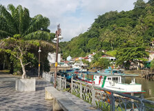Jembatan Siti Nurbaya Park in Padang
