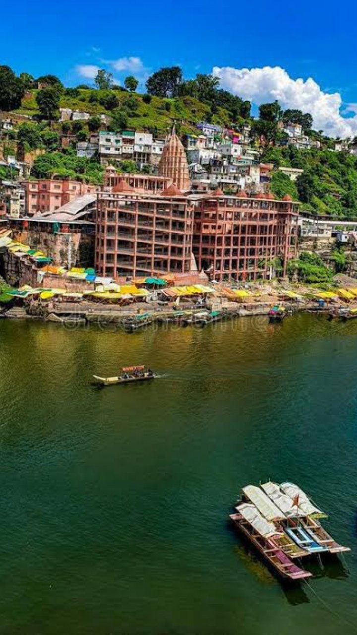 Jyotirlinga Mandir in Khandwa