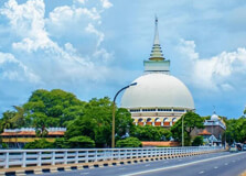 Kalutara Bodhiya in Kalutara
