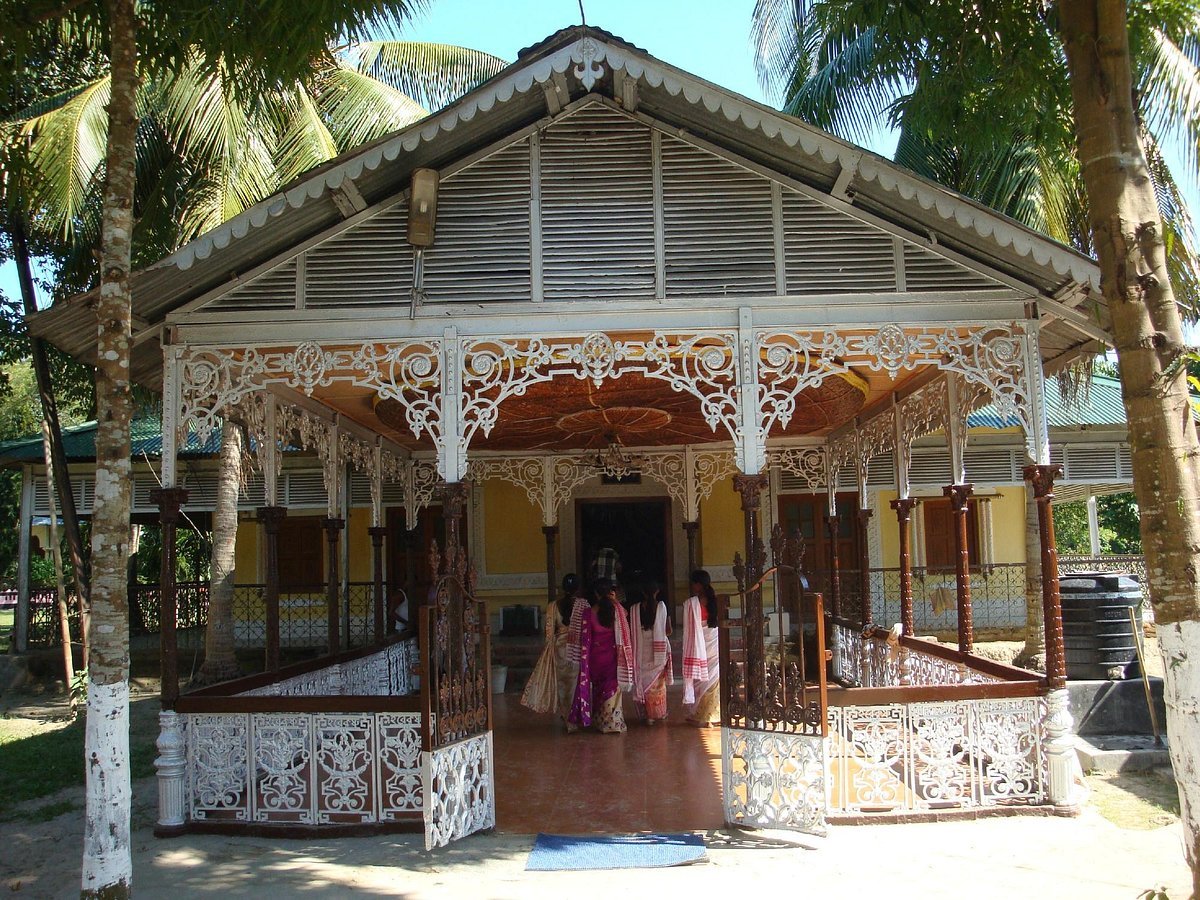 Kamalabari Satra in Majuli