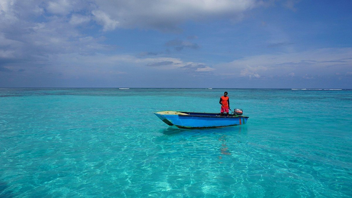 Kavaratti Lagoon in Lakshadweep