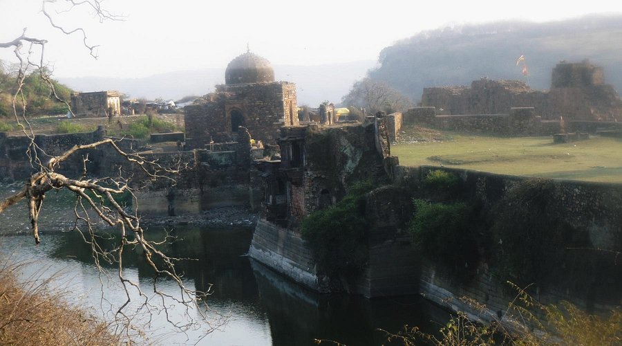 Khandar Fort in Sawai Madhopur
