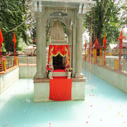 Khir Bhawani Temple in Srinagar