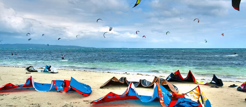 Kite Surfaris in Philippines