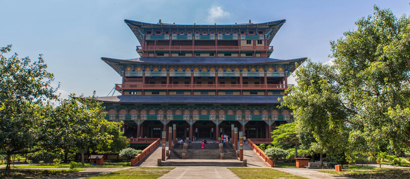 Korean Temple (Dae Sung Shakya)