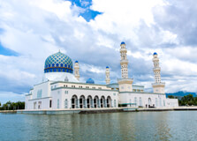 Kota Kinabalu City Mosque in Kota Kinabalu