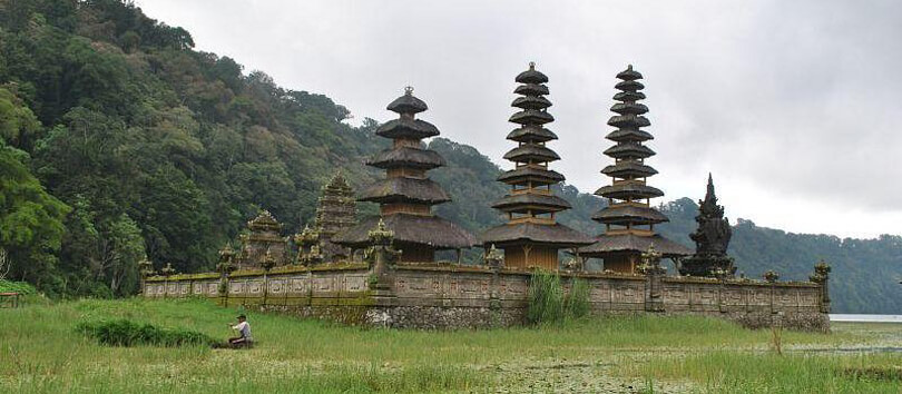 Lake Tamblingan