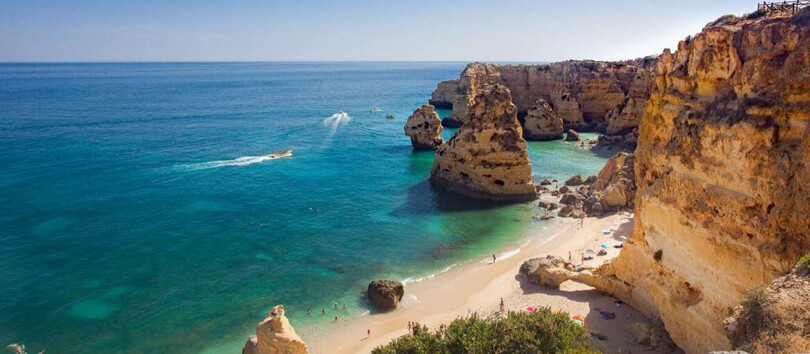 Marinha Beach