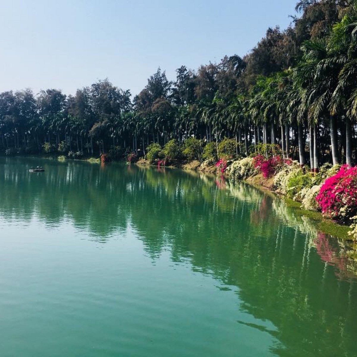 Mirasol Lake Garden in Daman