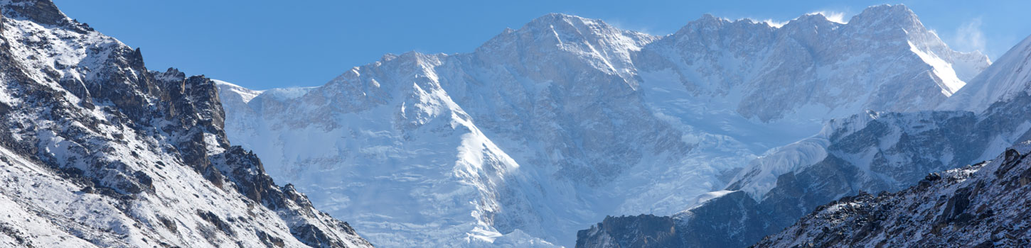 Mountain Trekking in Kanchenjunga