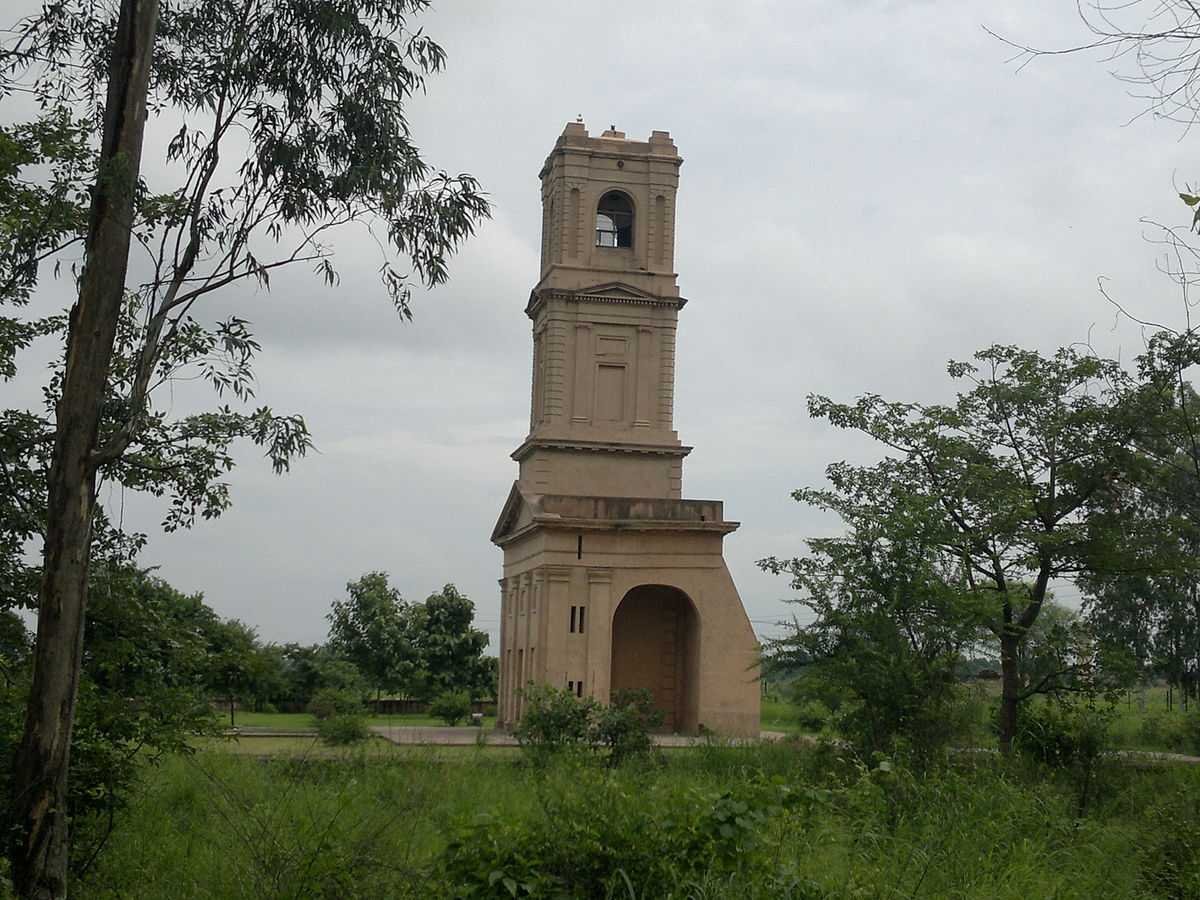 Mughal Canal Park in Karnal