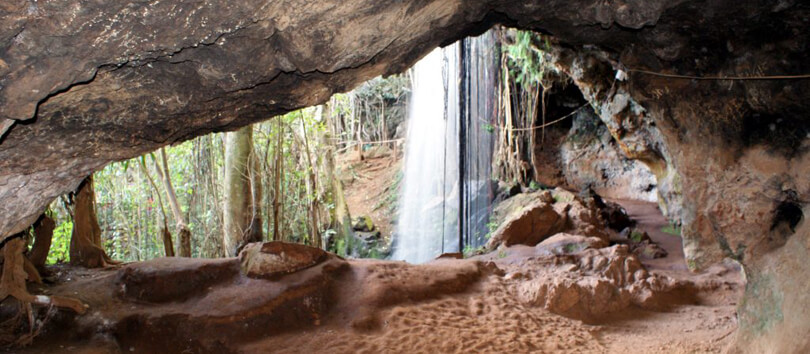 Naikarra Caves