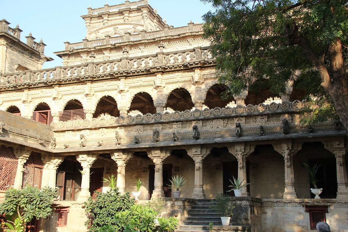 Naulakha Palace in Gondal