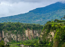 Ngarai Sianok in Bukittinggi