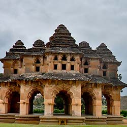 Old Palace in Hampi