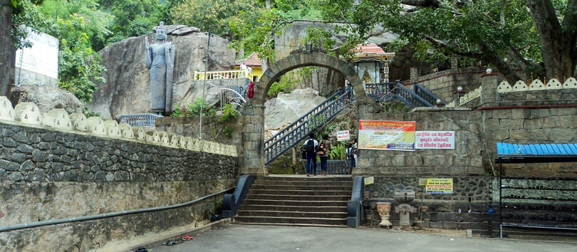 Pallepola Raja Maha Vihara