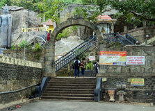Pallepola Raja Maha Vihara in Kurunegala