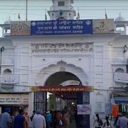 Paonta Sahib Gurudwara in Sirmaur