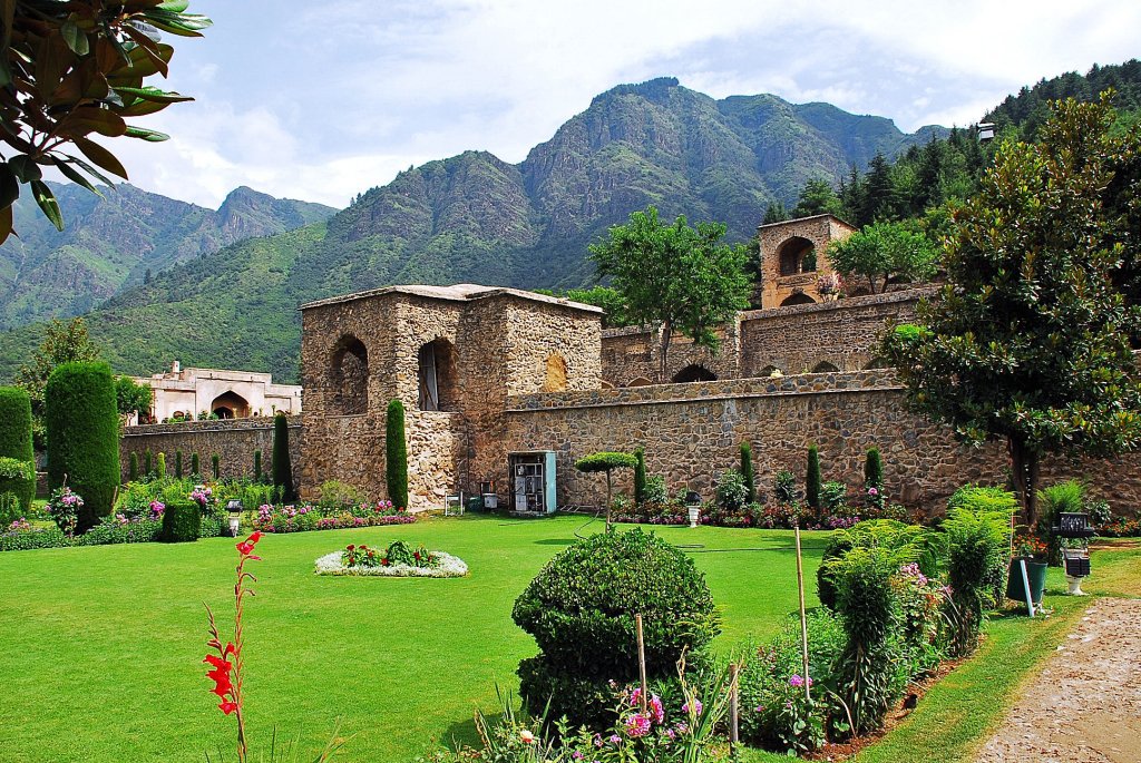 Pari Mahal in Budgam