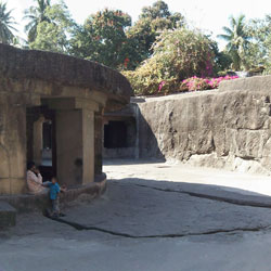 Pataleshwar Cave Temple in Chengalpattu