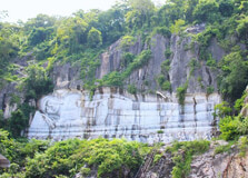 Phnom Sampov in Battambang Phnom Sampov in Battambang