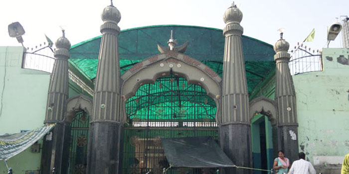 Pir Baba Haji Rattan Mosque