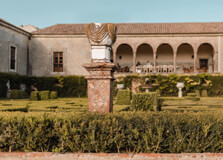 Quinta da Bacalhôa Winery in Azeitao