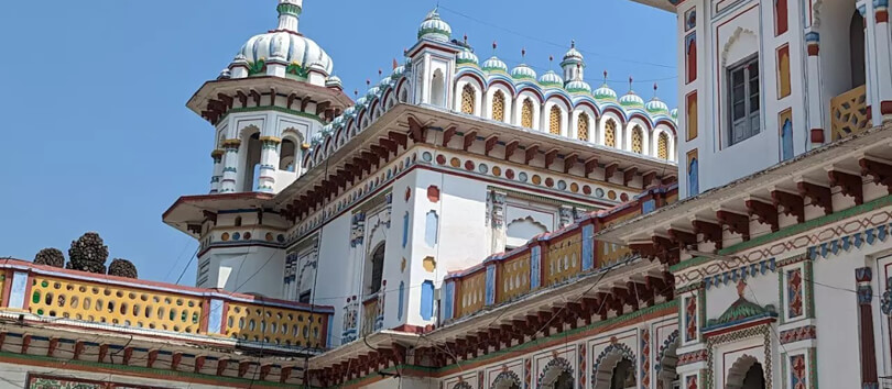 Ratna Sagar Temple