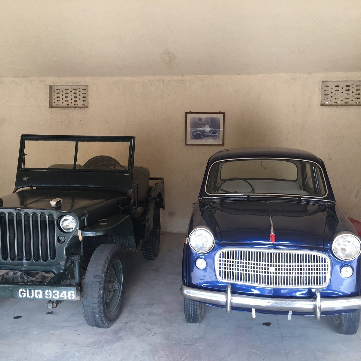 Royal Garages in Gondal